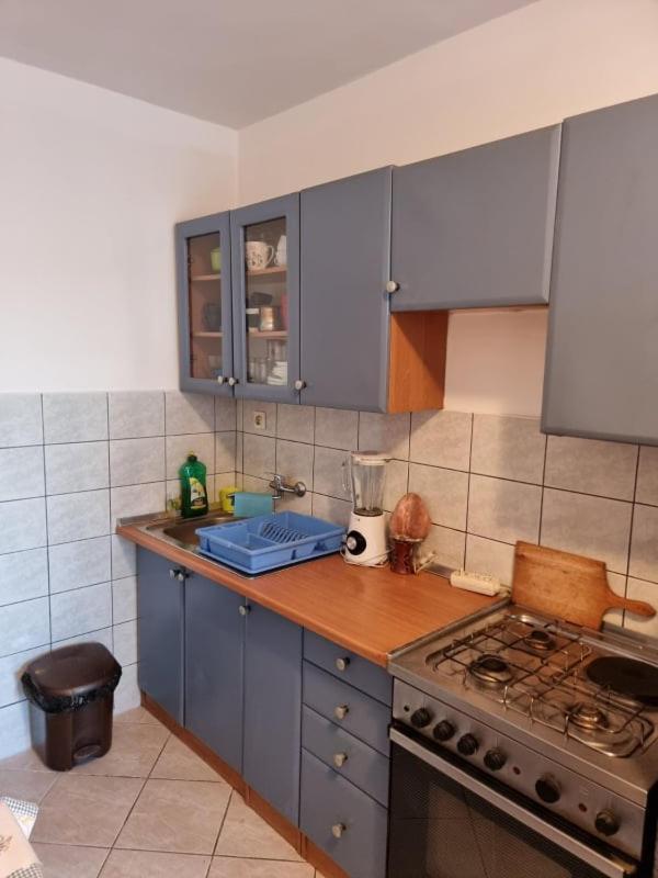 Petra Apartment *